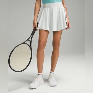 Lululemon Court Rival High-Rise Skirt size 6